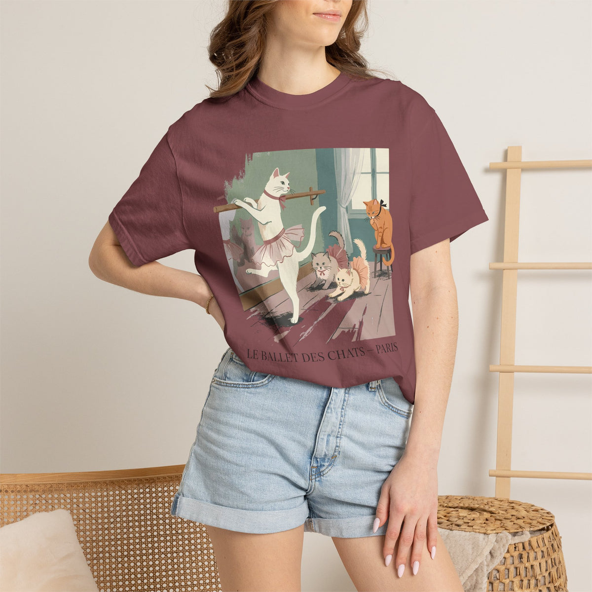 Le Ballet Des Chats T-Shirt
