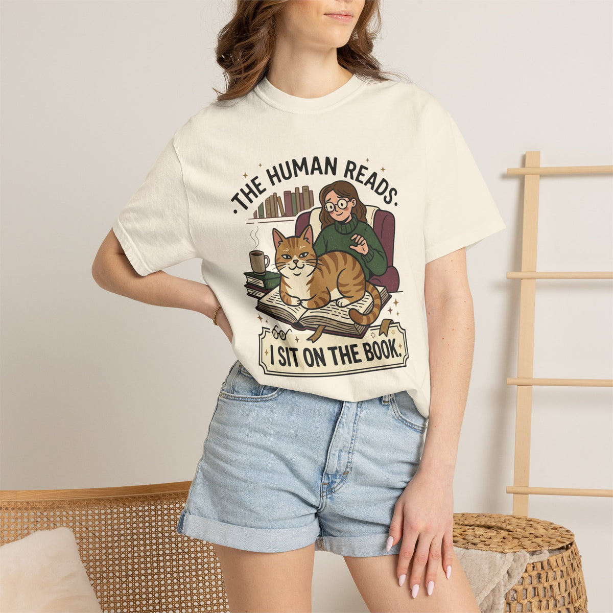 Human Reads, I Sit on the BOOK T-Shirt