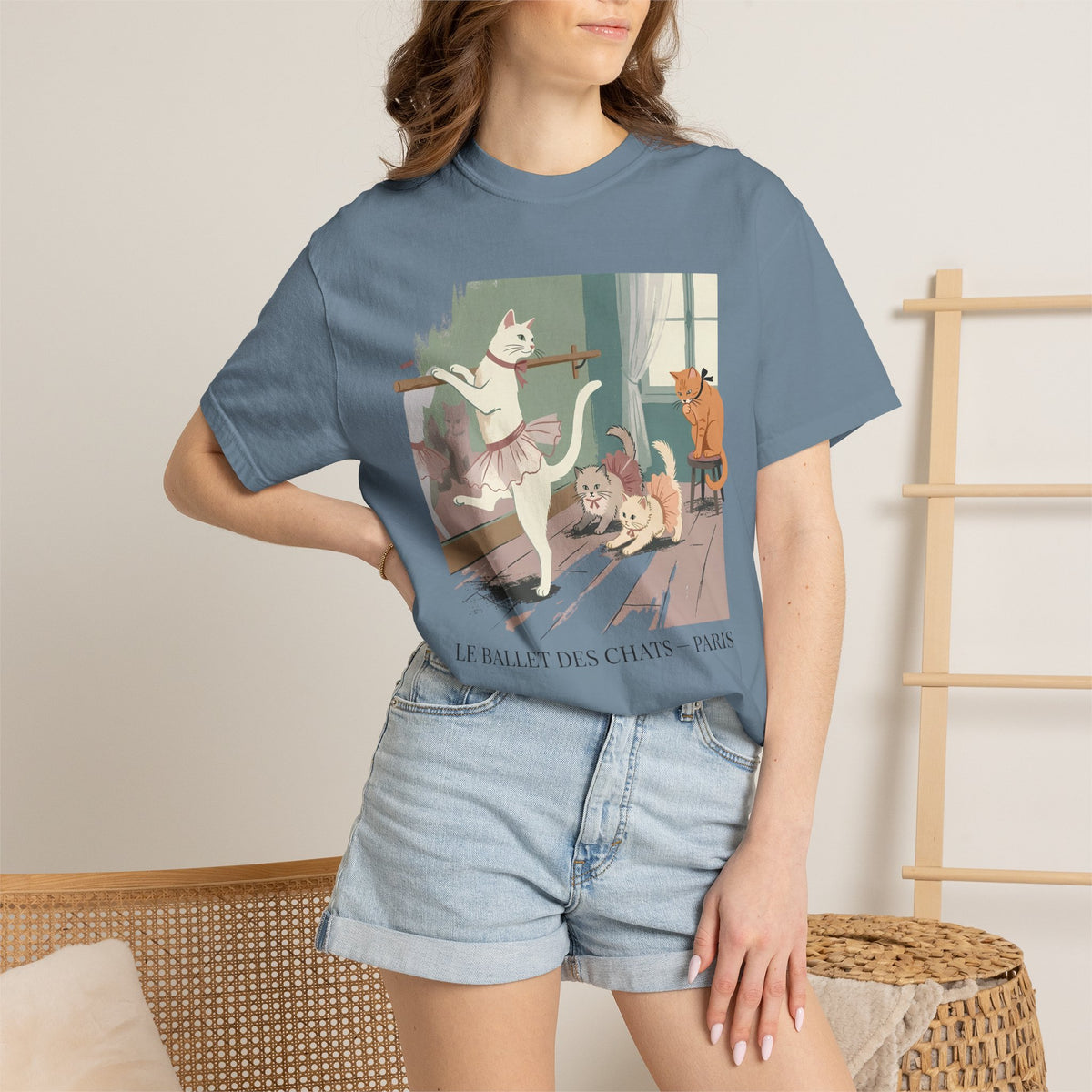 Le Ballet Des Chats T-Shirt