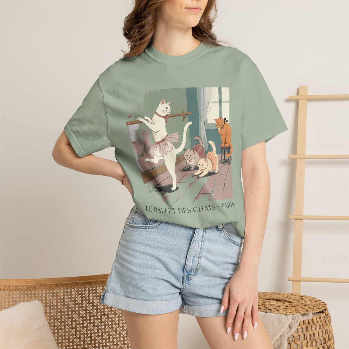 Le Ballet Des Chats T-Shirt