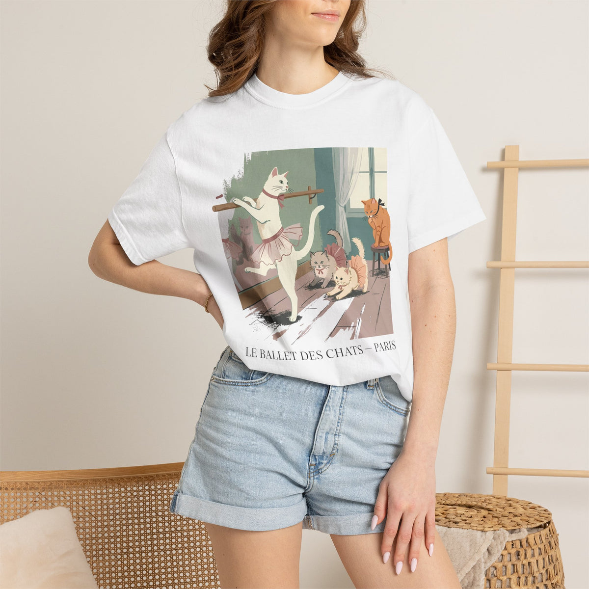 Le Ballet Des Chats T-Shirt